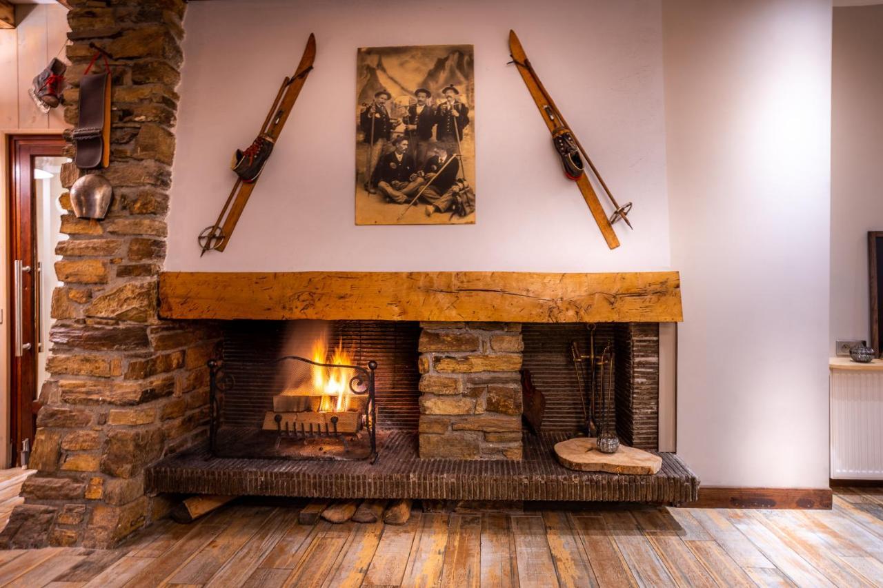 Hotel La Rencluse Saint-Mamet 외부 사진