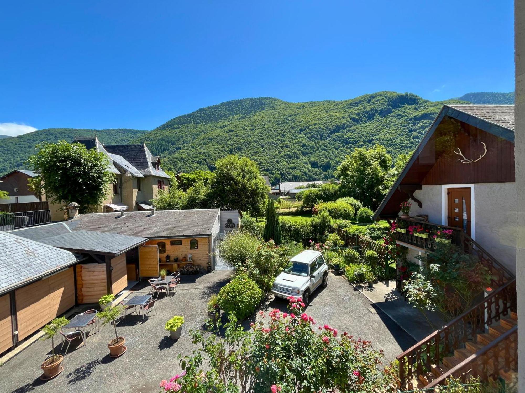 Hotel La Rencluse Bagnères-de-Luchon 외부 사진