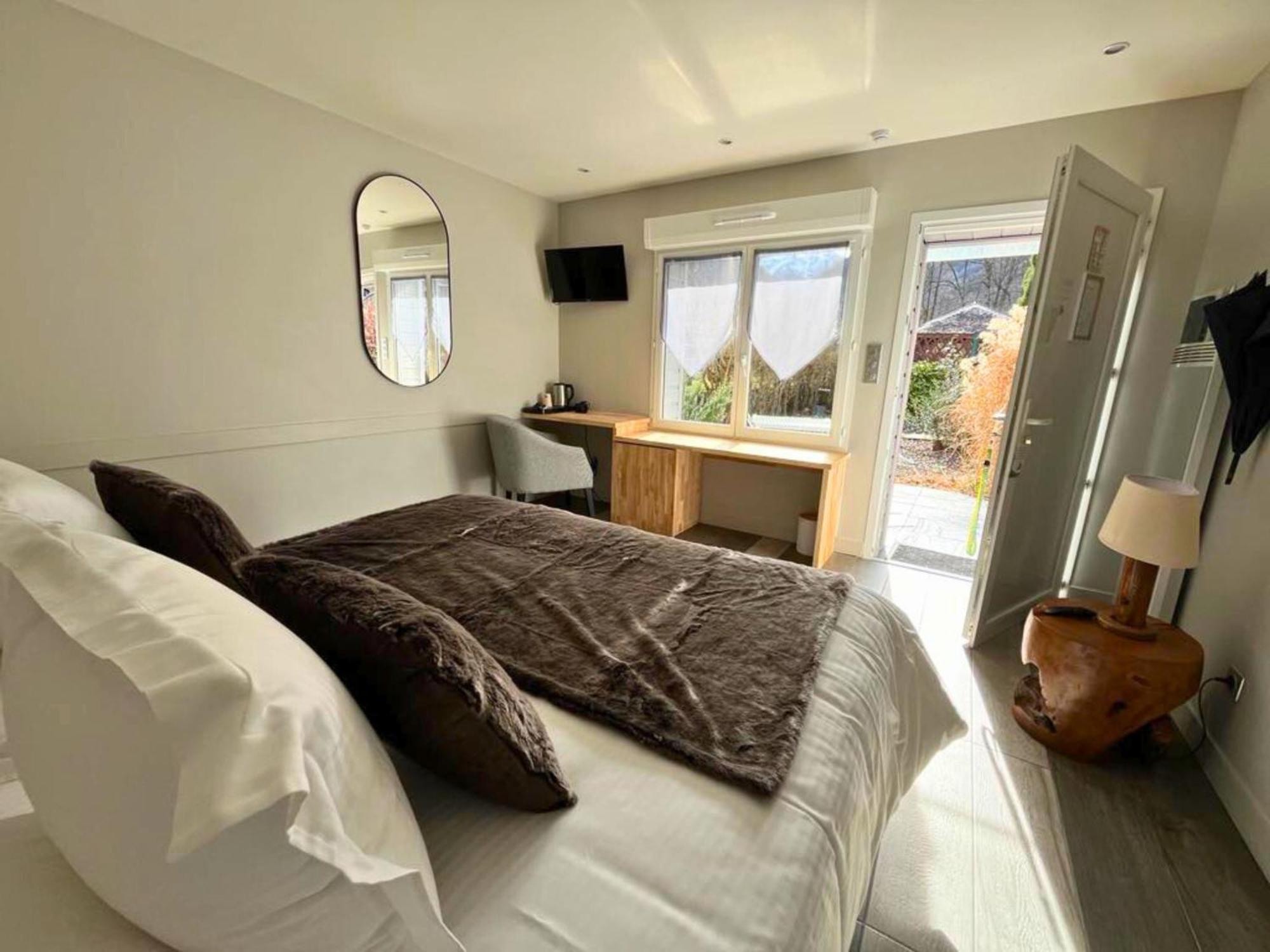 Hotel La Rencluse Saint-Mamet 외부 사진