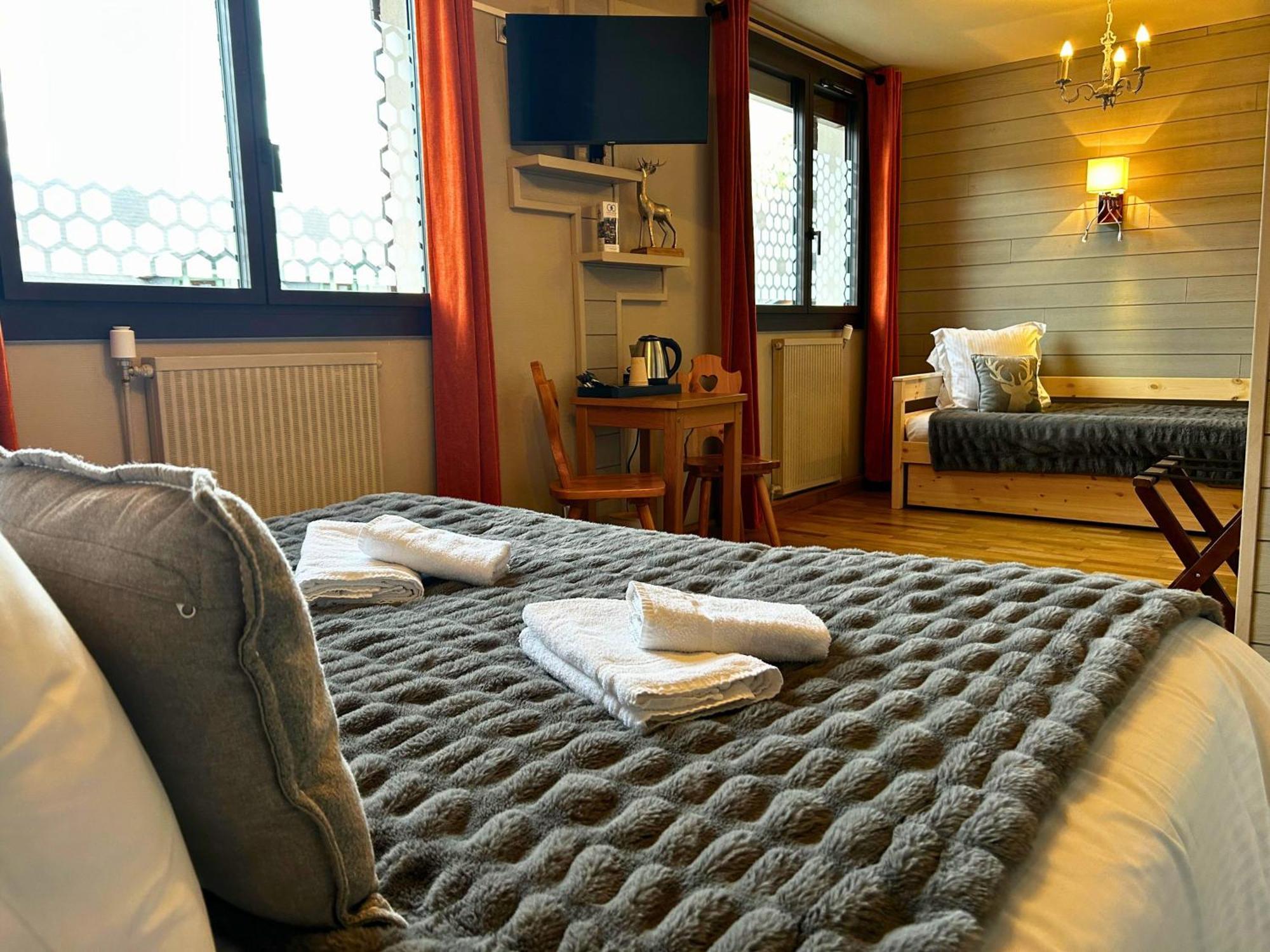 Hotel La Rencluse Saint-Mamet 외부 사진